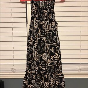 Signature by Robbie Bee Black and Cream Maxi Dress